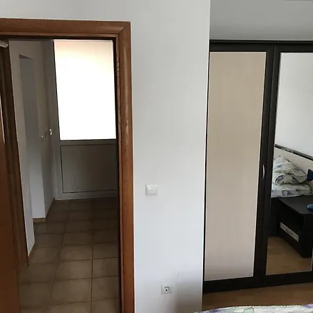 In Cape St Stefan Апартаменты *